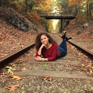 Meet your Posher, Brenna